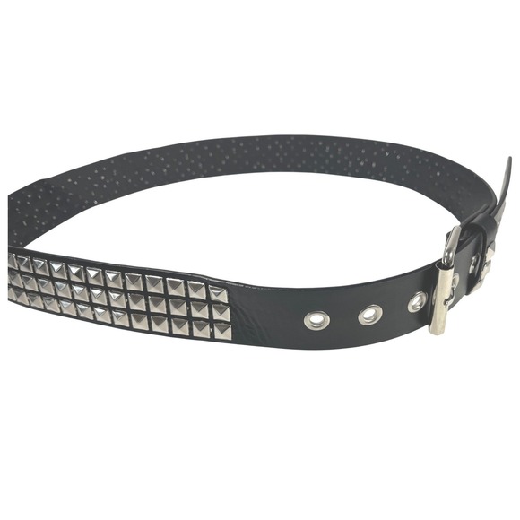 Accessories - Studded Belt Women Large Black Pyramid Stud‎ Punk Rock Emo Goth Grommet